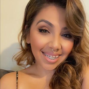 Meet your Posher, Janelle